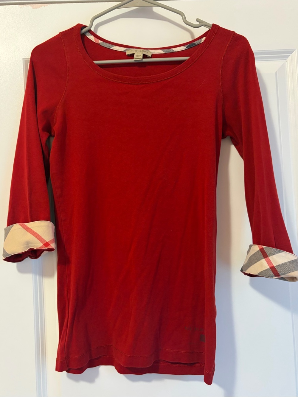 Burberry Brit Red Scoop Neck Top Plaid Cuffs Size M - Picture 2 of 6